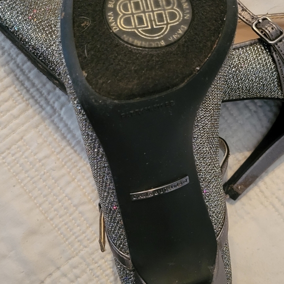 Dana Buchman Heels - Picture 5 of 6